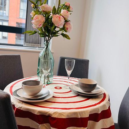 Cotton Apartment Chinatown Central Stay Birmingham Bagian luar foto