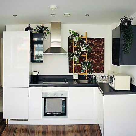 Cotton Apartment Chinatown Central Stay Birmingham Bagian luar foto