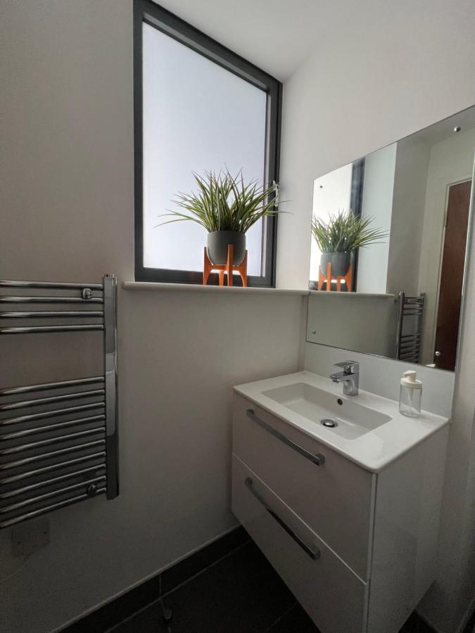 Cotton Apartment Chinatown Central Stay Birmingham Bagian luar foto