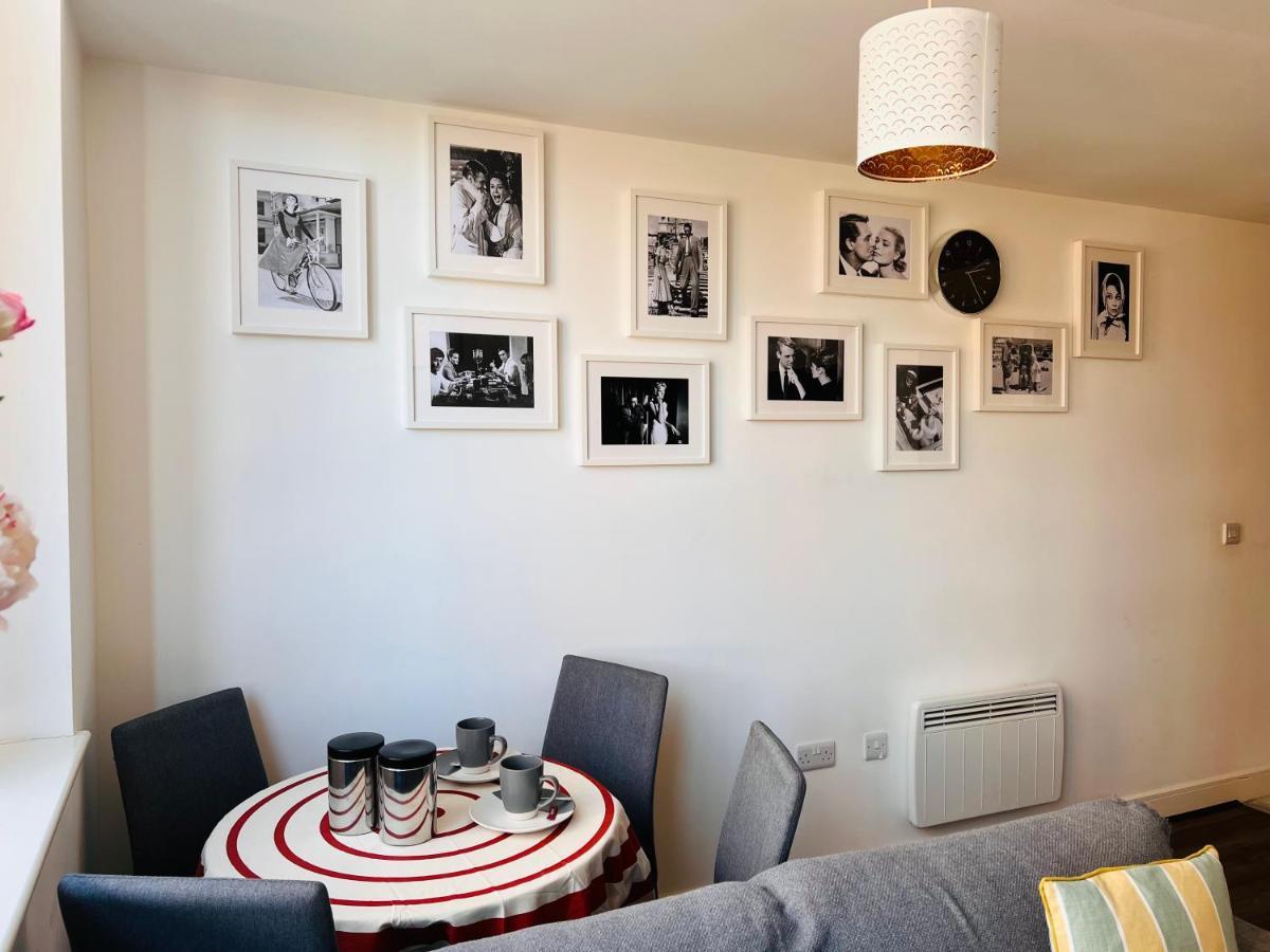 Cotton Apartment Chinatown Central Stay Birmingham Bagian luar foto