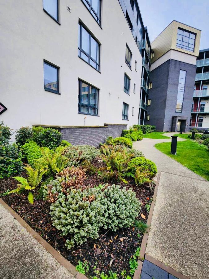 Cotton Apartment Chinatown Central Stay Birmingham Bagian luar foto
